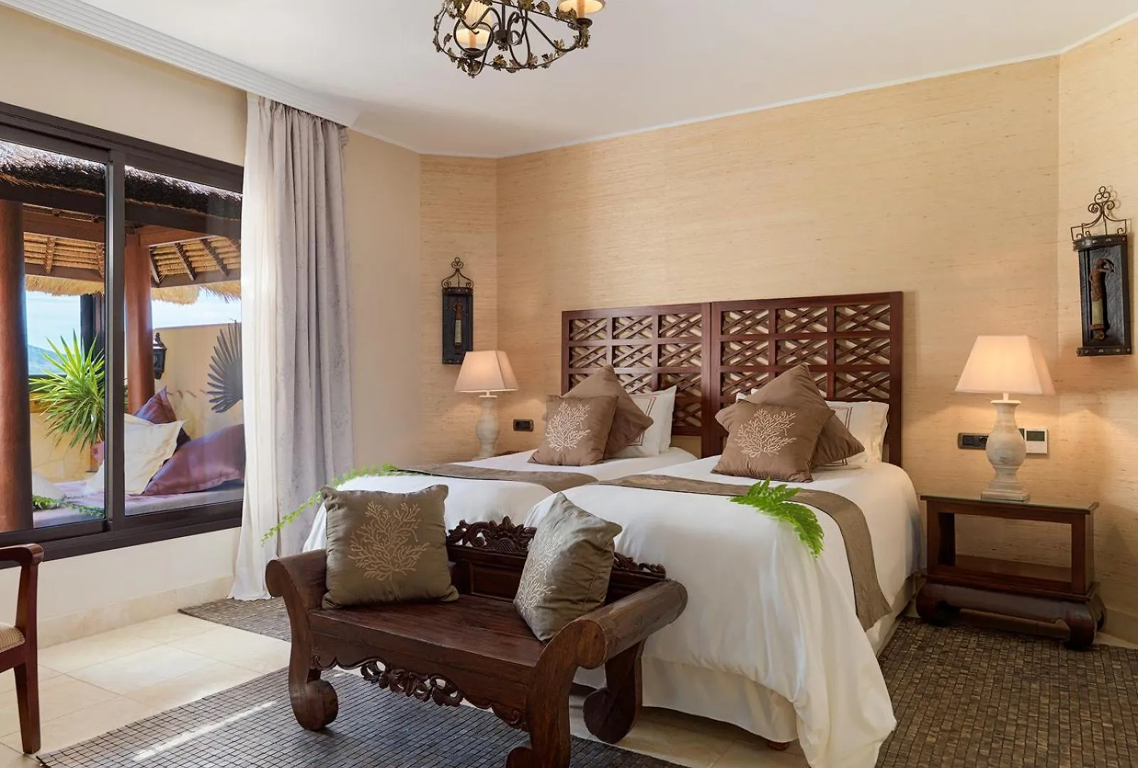 Royal Garden Villas, Luxury Hotel Costa Adeje